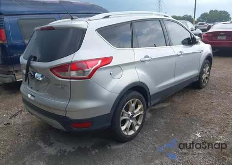 2016 Ford Escape Titanium from USA, damaged, VIN 1FMCU9J95GUC08022